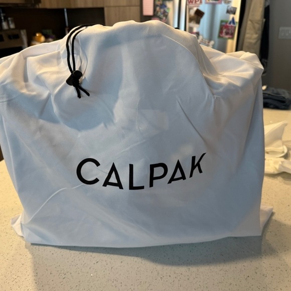 [NWOT] Calpak Haven Laptop Tote - Picture 5 of 7